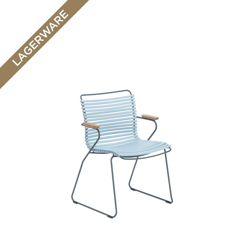 Houe CLICK Armlehnstuhl, Lamellen Dusty Light Blue